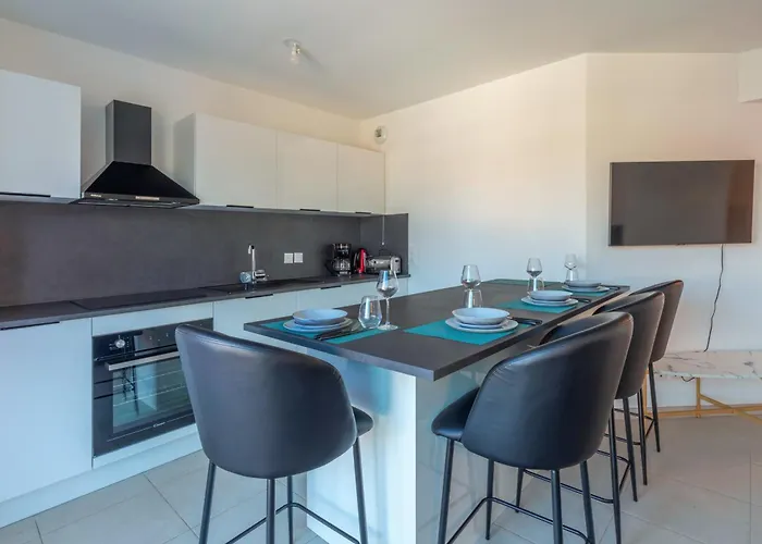 Azzuro - Welkeys Apartment *